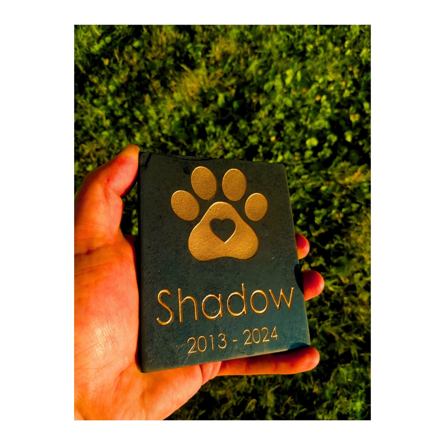 Personalised Custom Pet Paw Print | Engraved Natural Slate Memorial Plaque | Gold Copper Silver | Memories Tributes Markers Stone Headstones